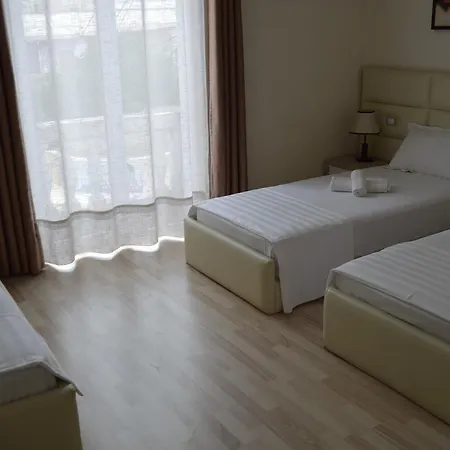 Living Tirana