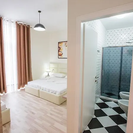 Hotel Living 3*